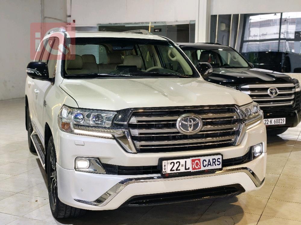 تويوتا لاندكروزر